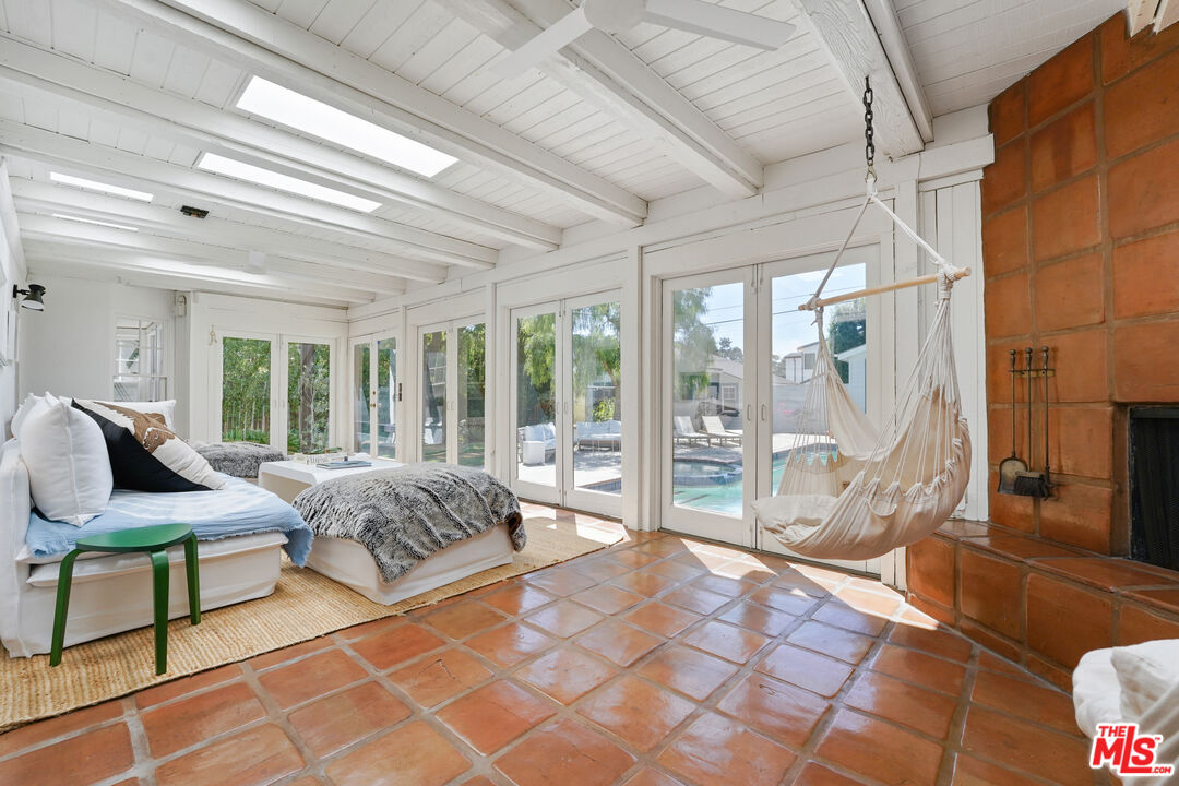 MLS #25599407 image #15