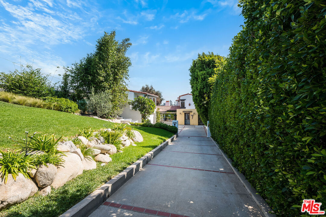 MLS #25599755 image #2