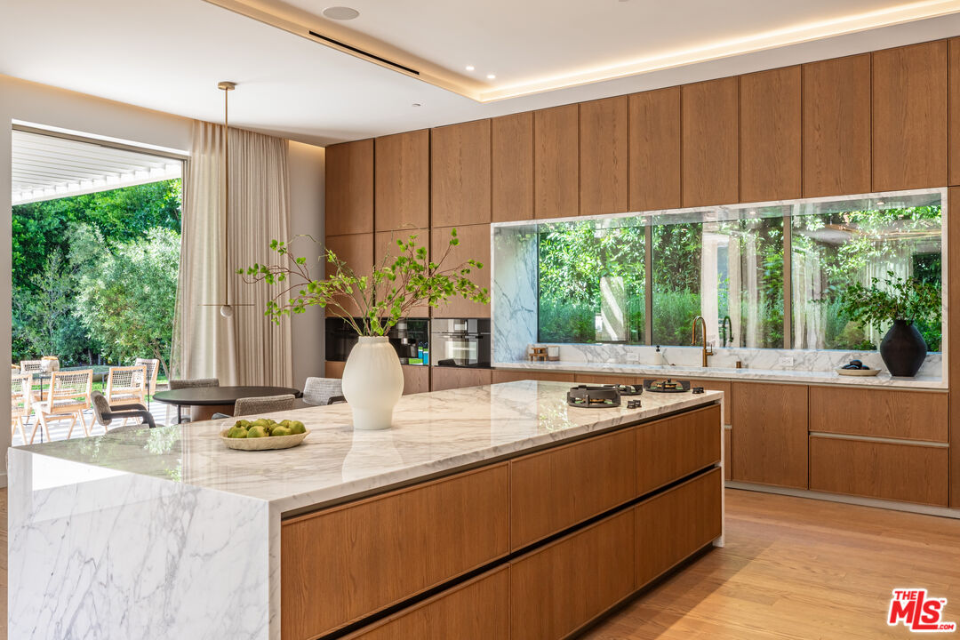 MLS #25599845 image #12