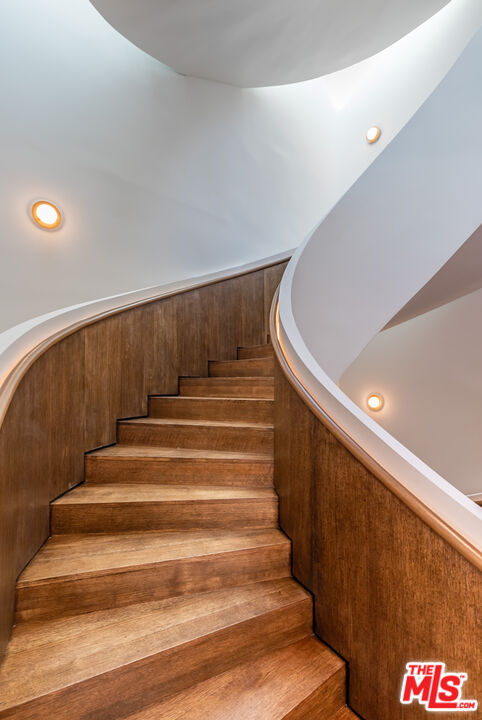 MLS #25599845 image #18