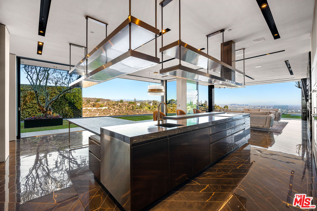 MLS #25599879 image #11