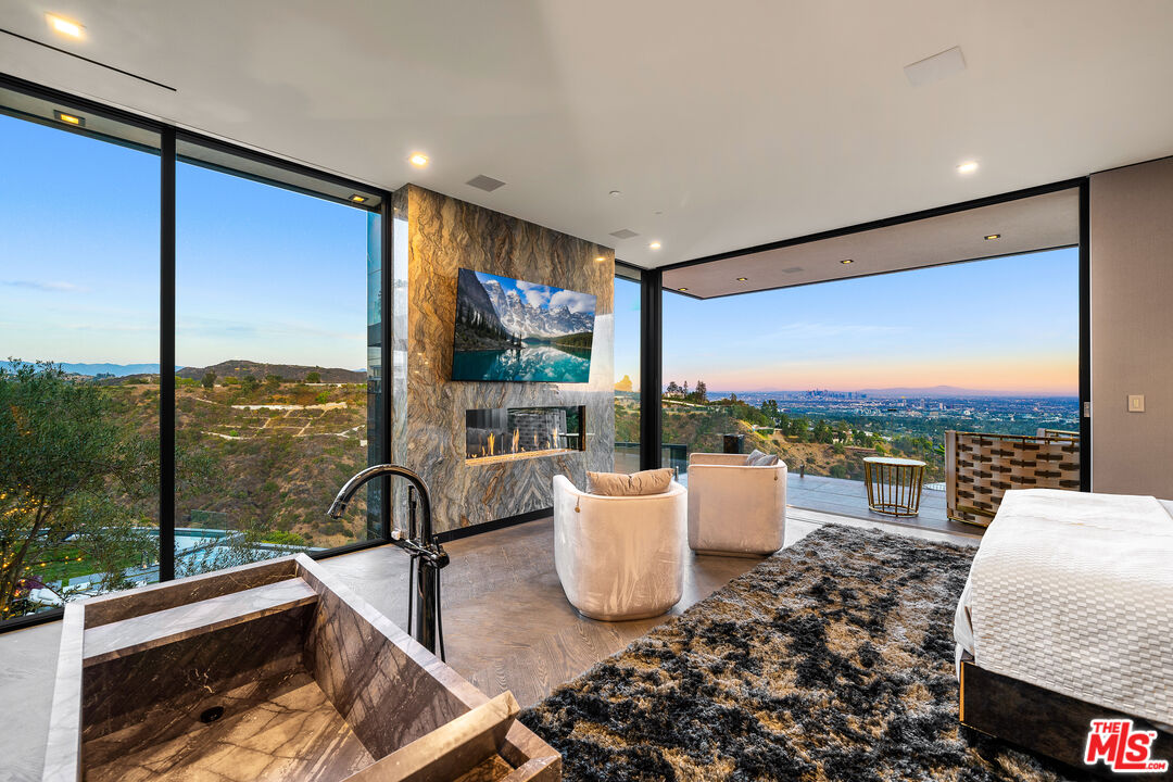 MLS #25599879 image #19