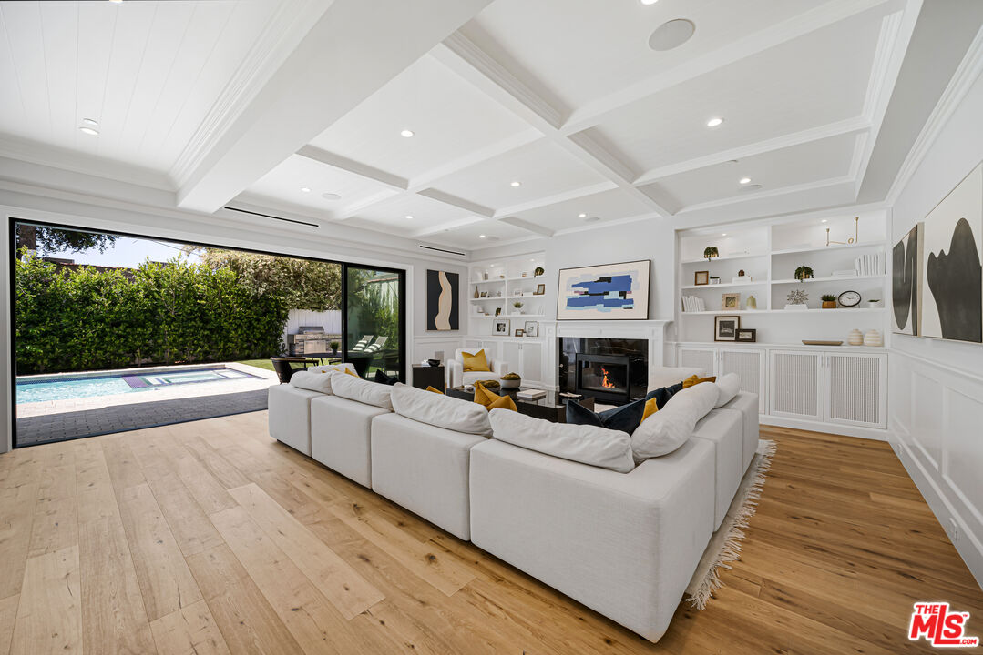 MLS #25599941 image #13