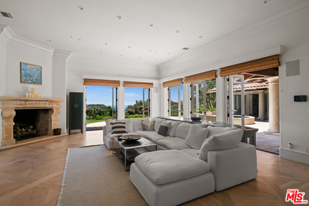 MLS #25599965 image #29