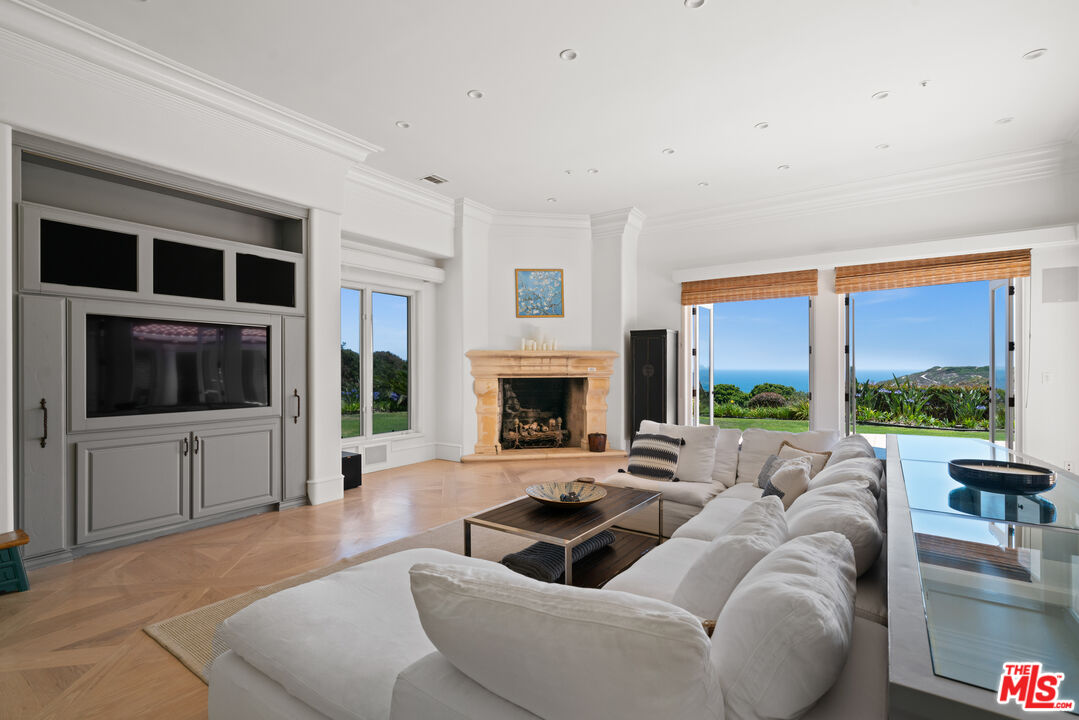 MLS #25599965 image #30