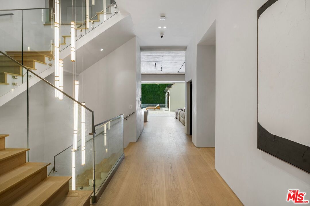 MLS #25600081 image #19