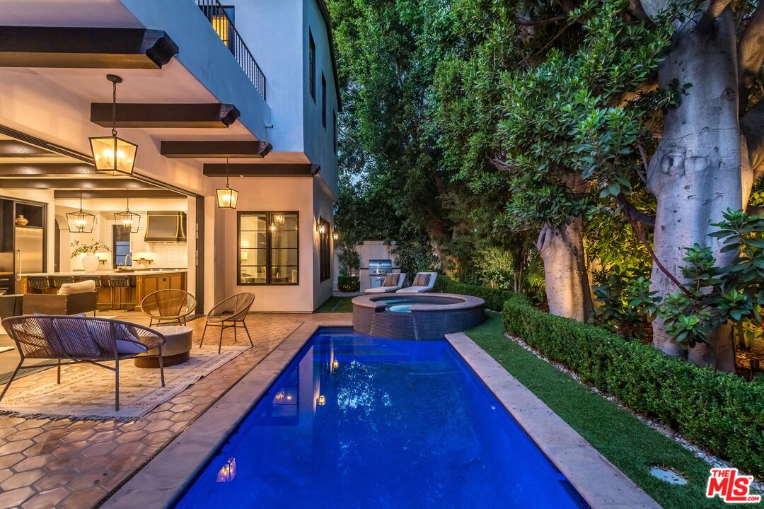 MLS #25600083 image #2