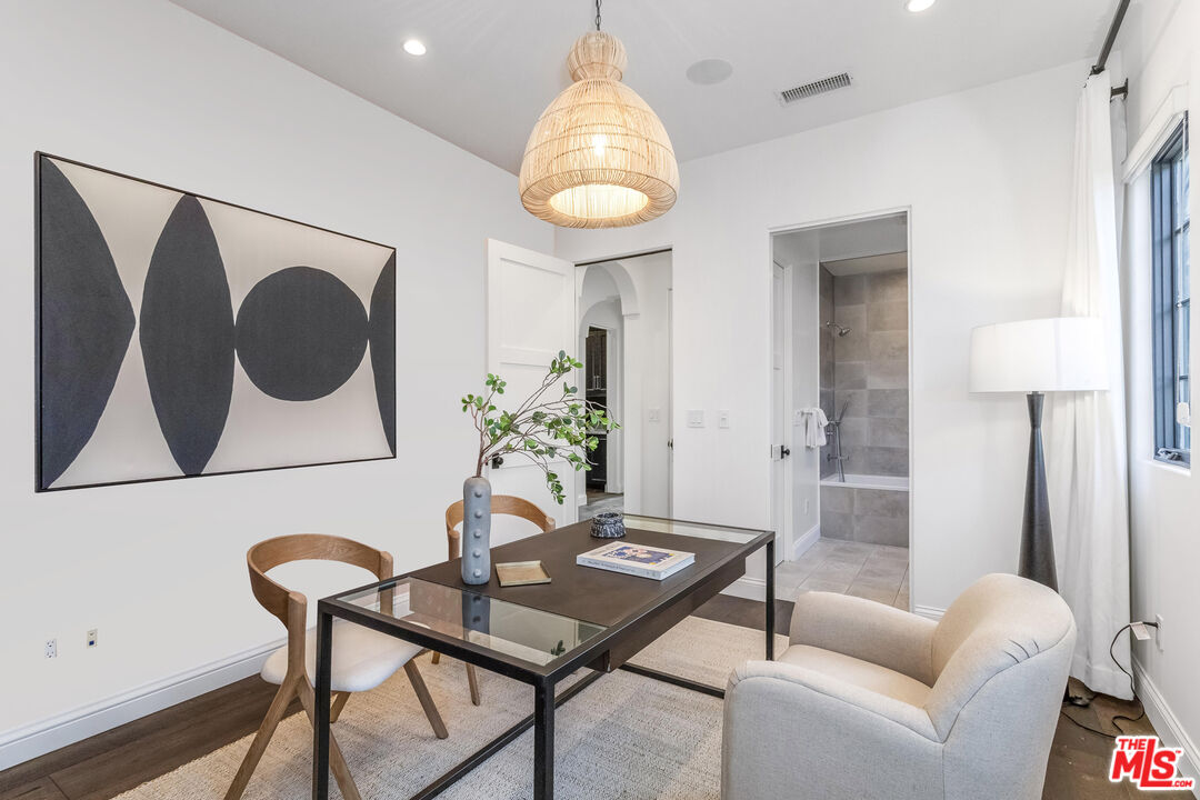 MLS #25600083 image #42