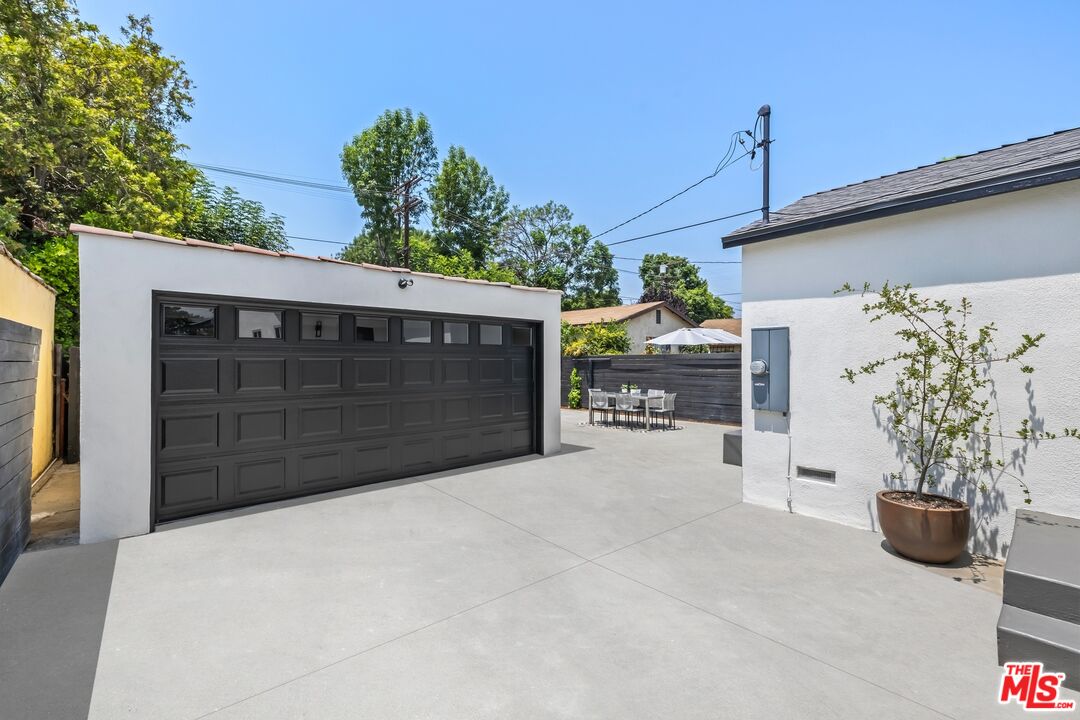 MLS #25600107 image #12