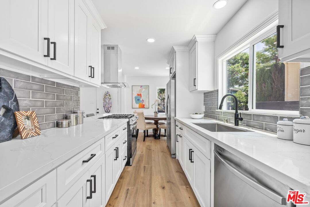 MLS #25600107 image #5