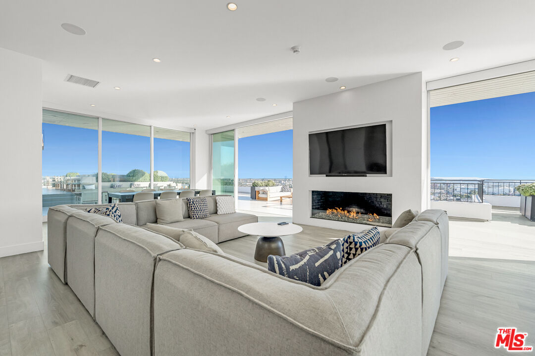 MLS #25600139 image #30