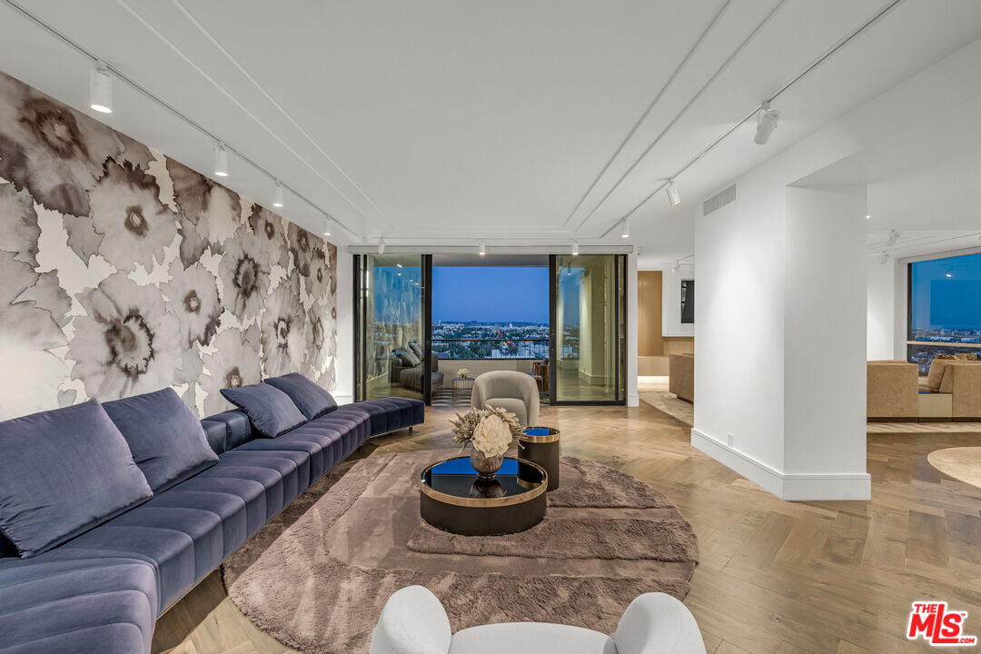 MLS #25600139 image #32