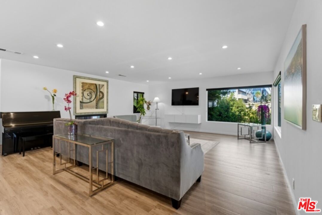 MLS #25600179 image #5