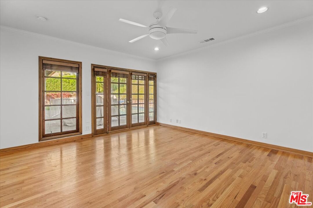 MLS #25600187 image #12