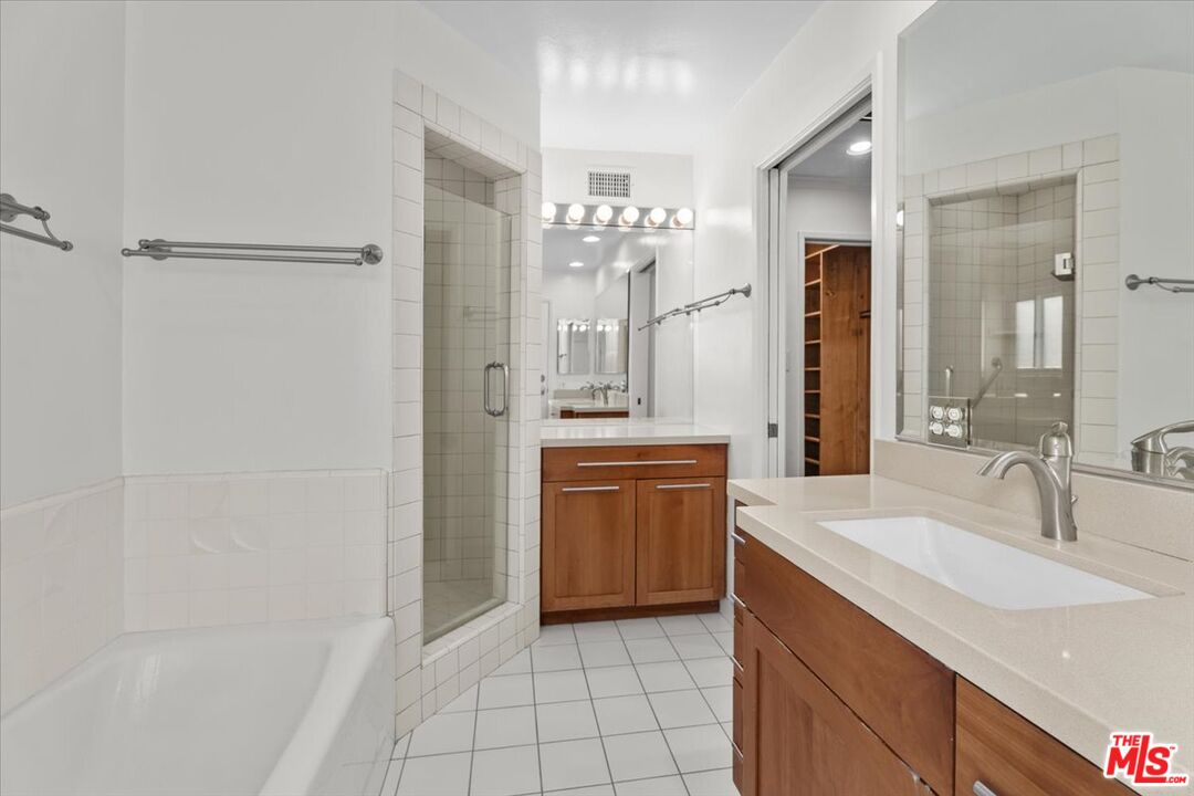 MLS #25600187 image #24