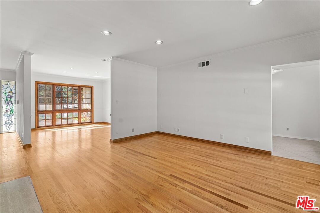 MLS #25600187 image #28