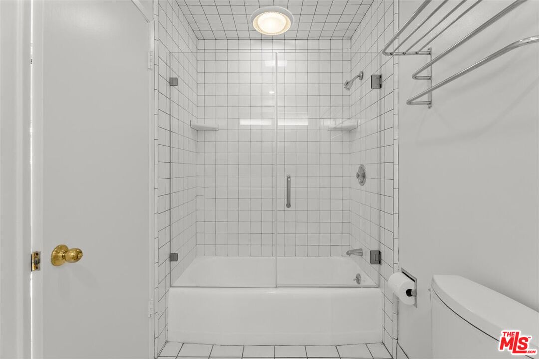 MLS #25600187 image #33