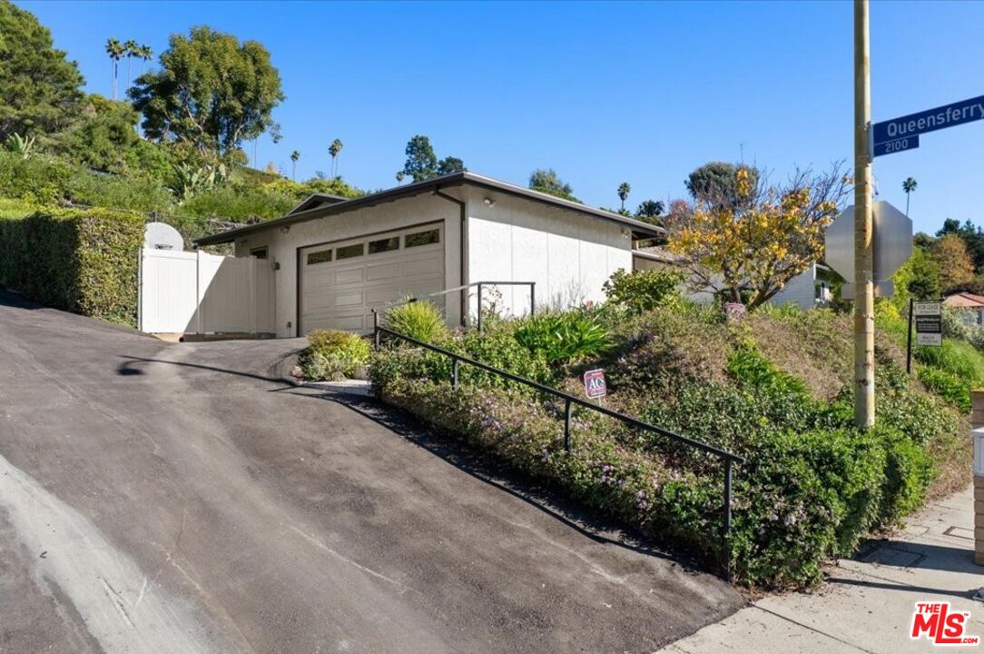 MLS #25600187 image #3