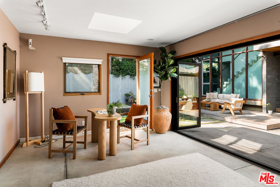 MLS #25600233 image #36