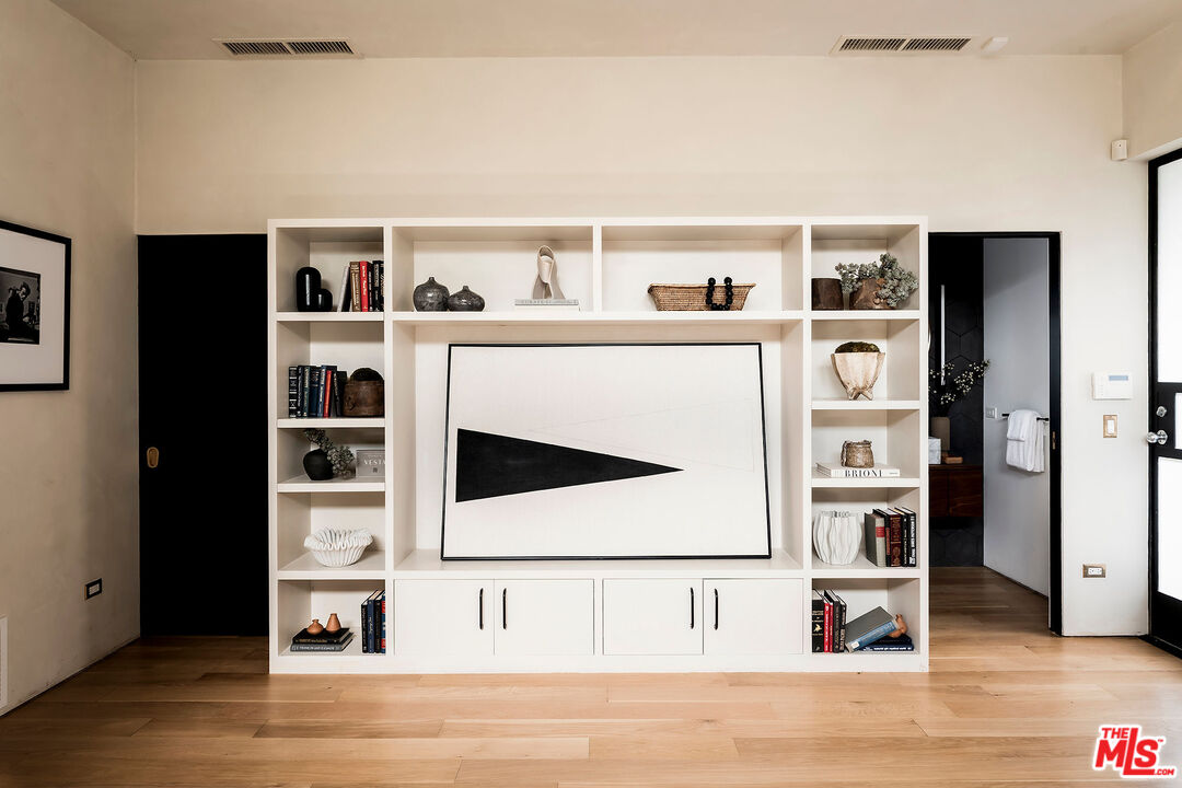 MLS #25600233 image #6