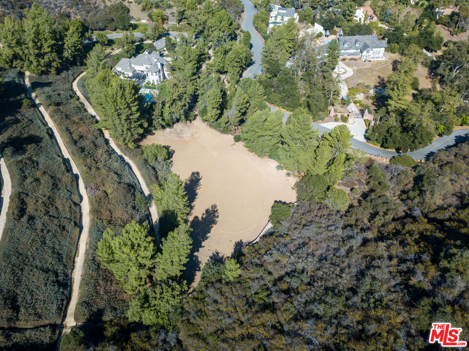 MLS #25600235 image #3