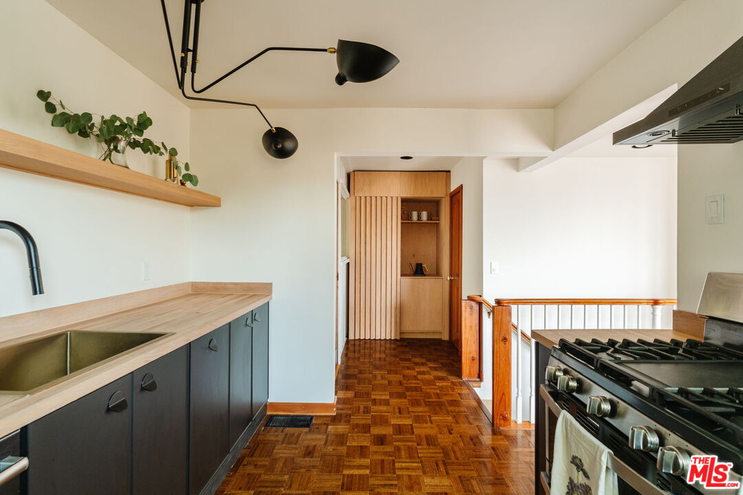 MLS #25600611 image #14