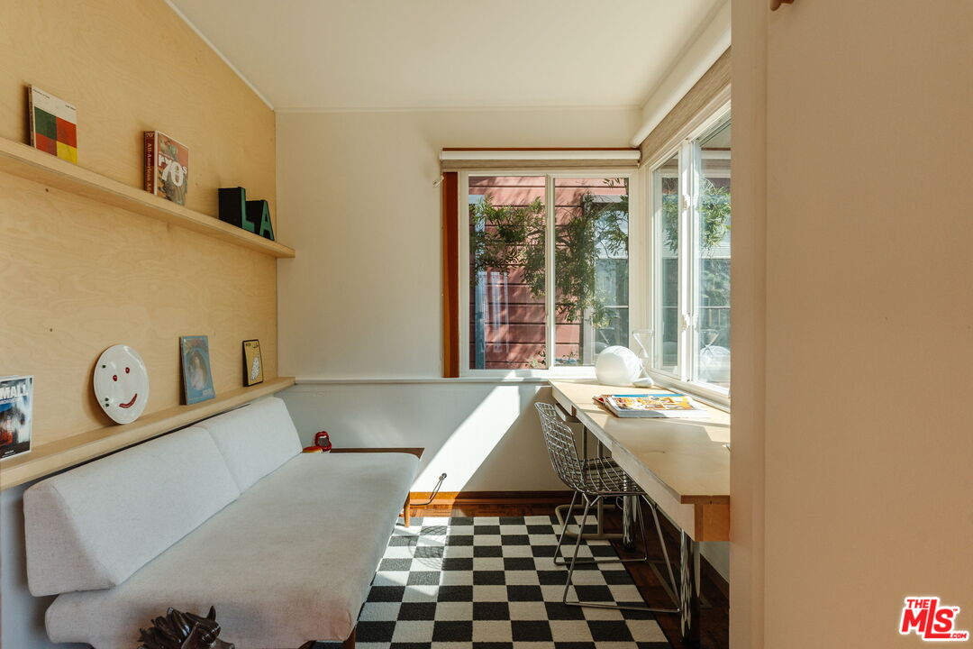 MLS #25600611 image #16