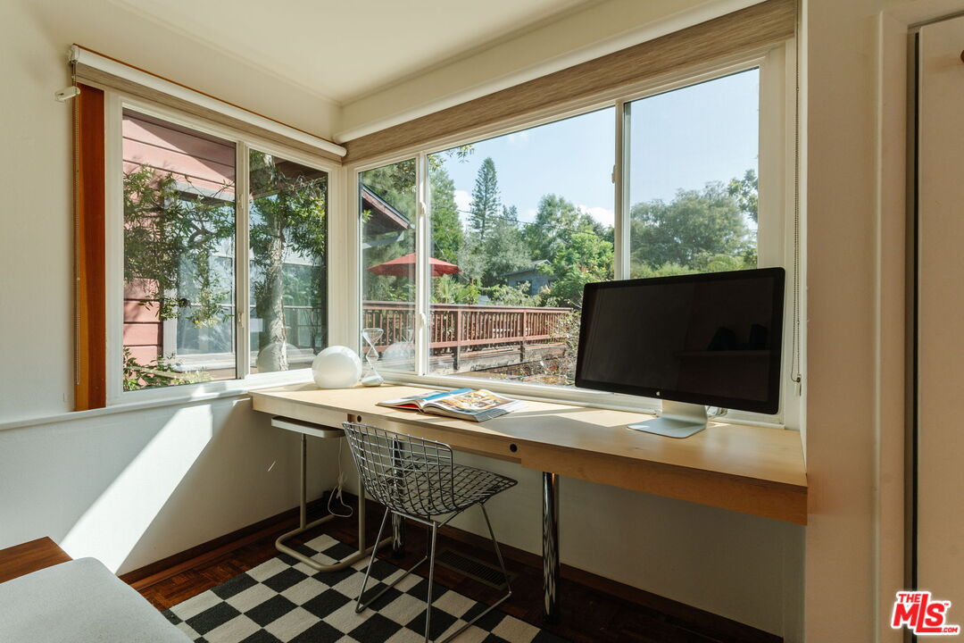 MLS #25600611 image #17