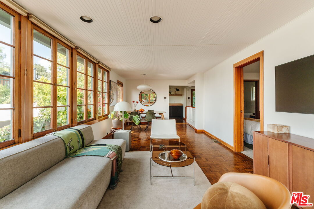 MLS #25600611 image #5