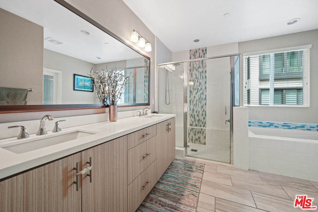 MLS #25600655 image #12