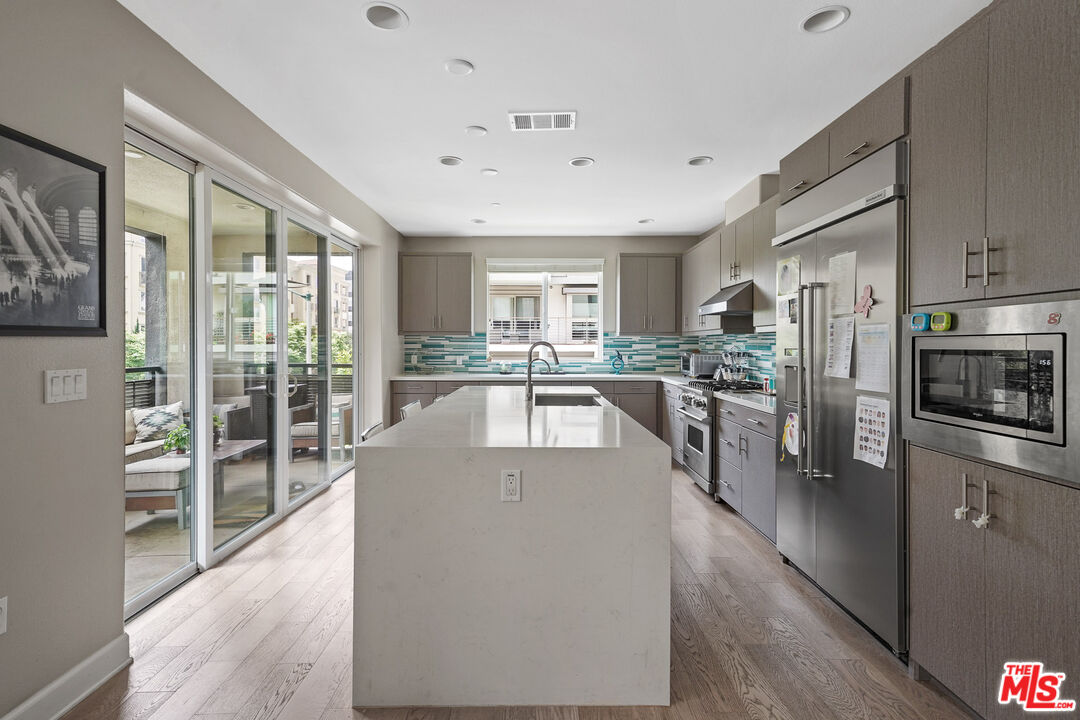 MLS #25600655 image #3