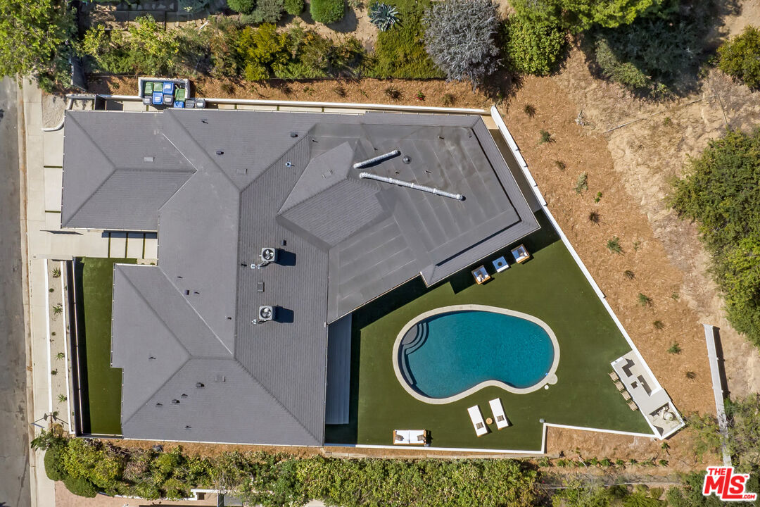 MLS #25600659 image #2