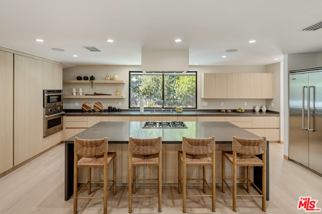 MLS #25600659 image #8