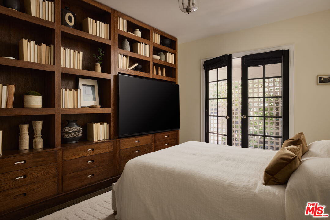 MLS #25600681 image #25