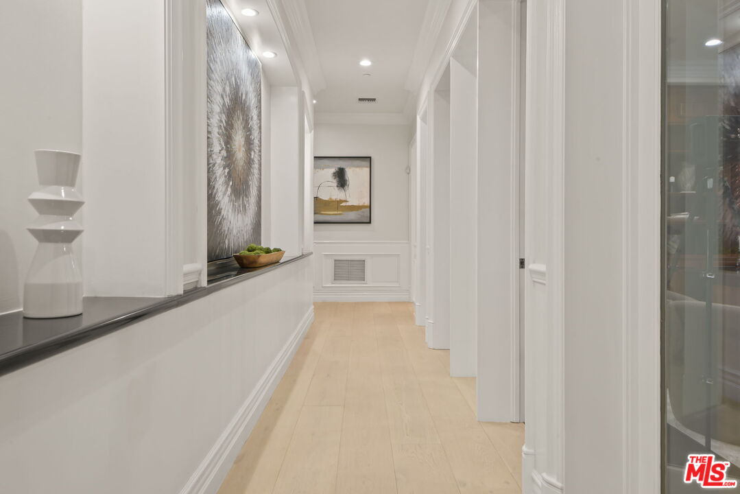 MLS #25600845 image #17