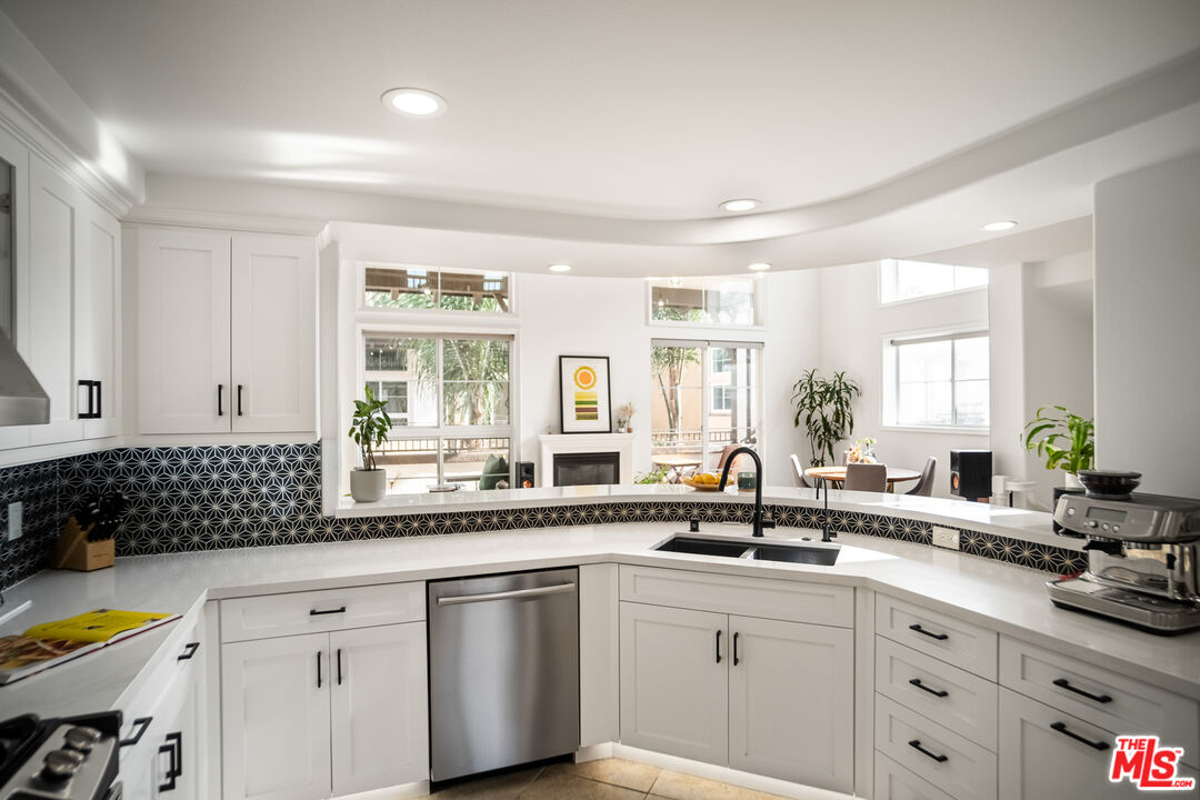 MLS #25600867 image #19