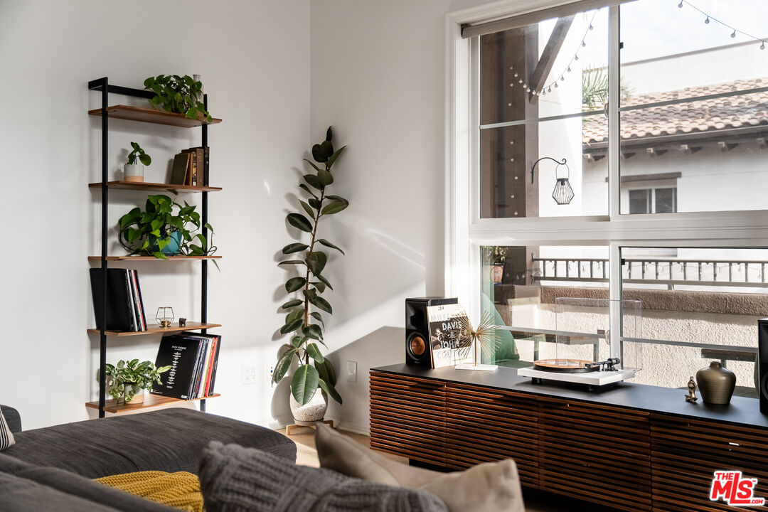 MLS #25600867 image #6