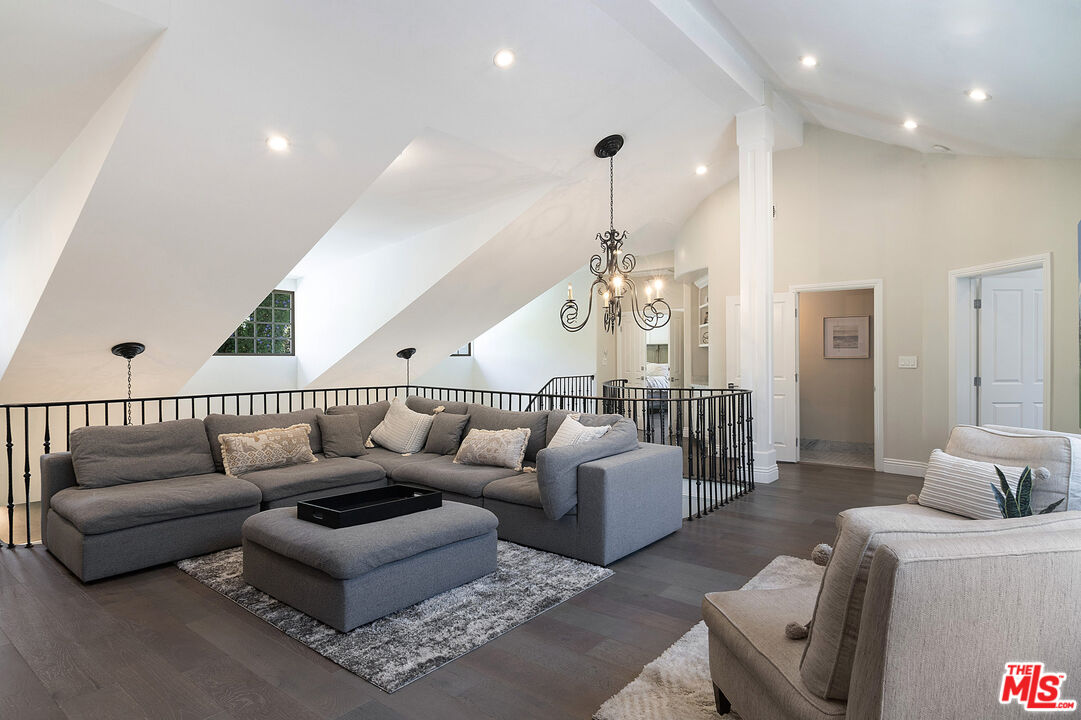 MLS #25600911 image #39