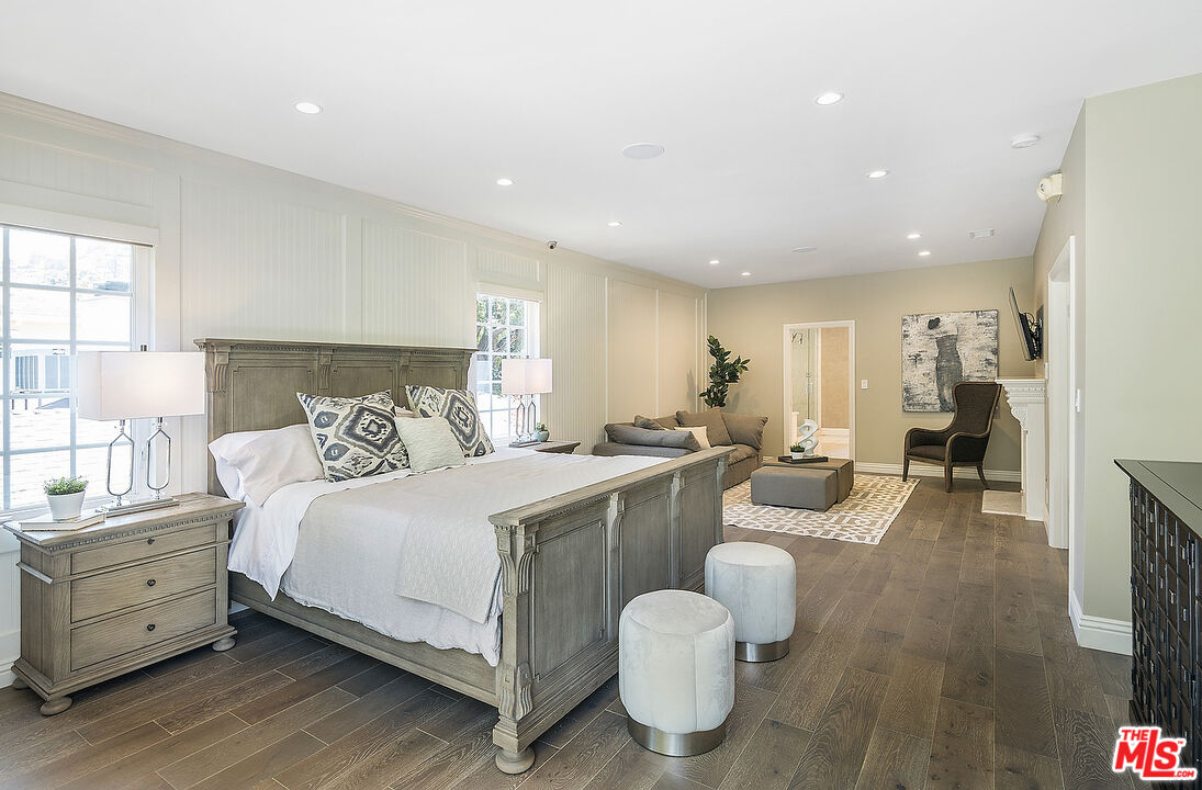 MLS #25600911 image #44