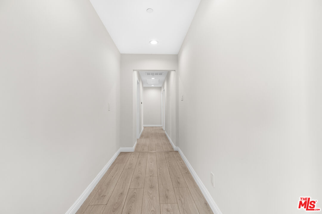 MLS #25600921 image #22