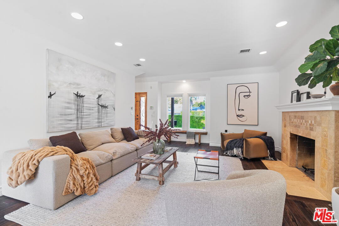 MLS #25600965 image #13