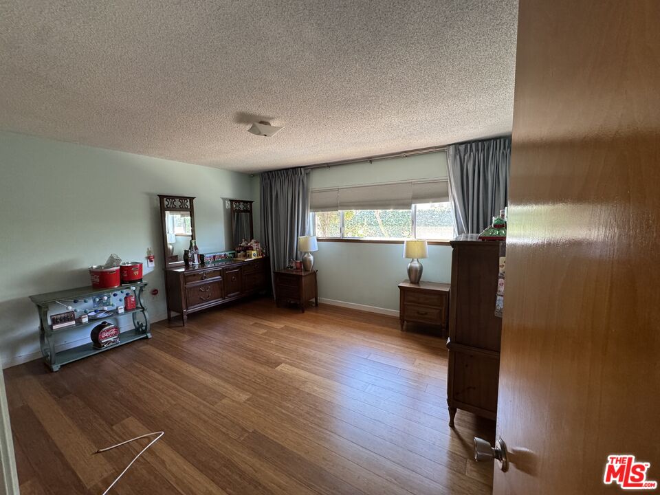 MLS #25600975 image #10