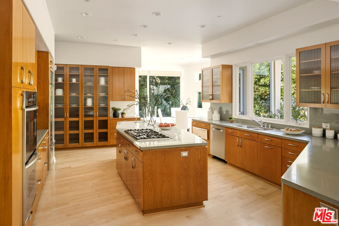 MLS #25601041 image #18