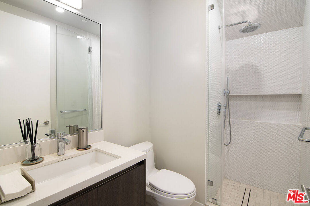 MLS #25601053 image #17