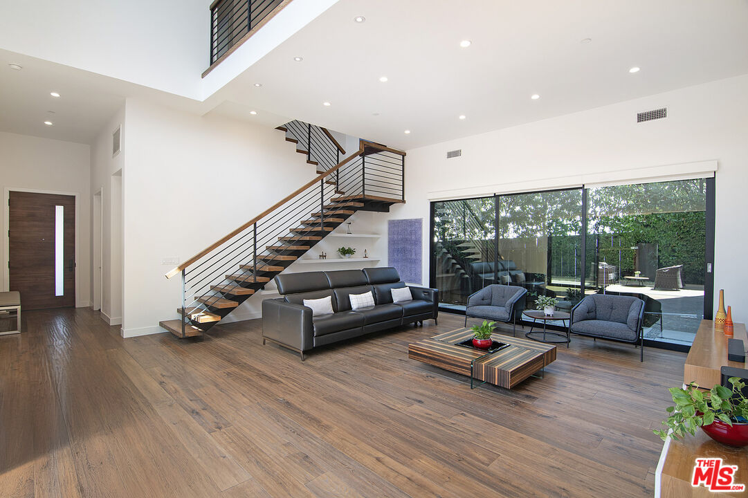 MLS #25601053 image #3