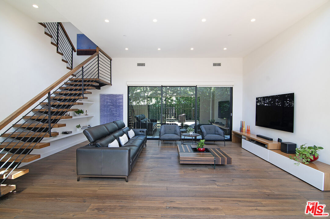 MLS #25601053 image #5