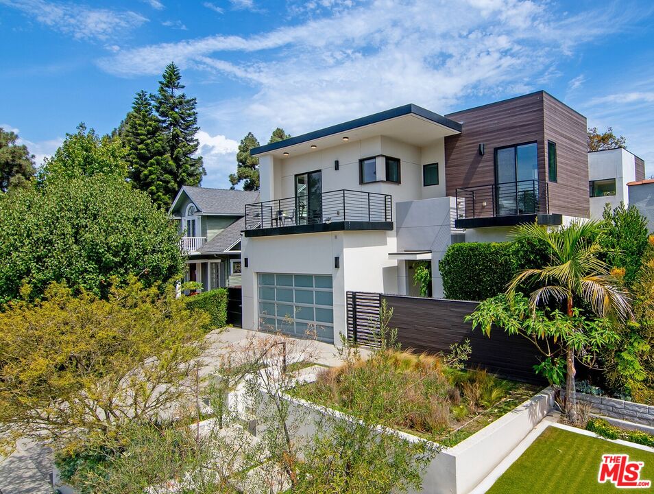 MLS #25601053 image #0