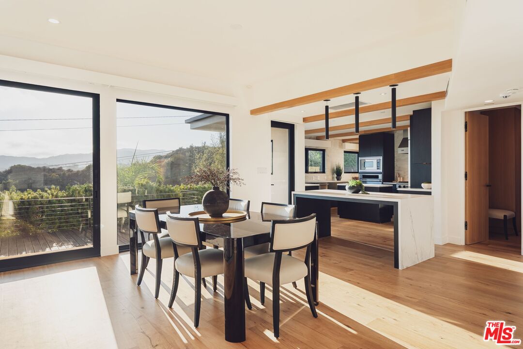 MLS #25601075 image #9