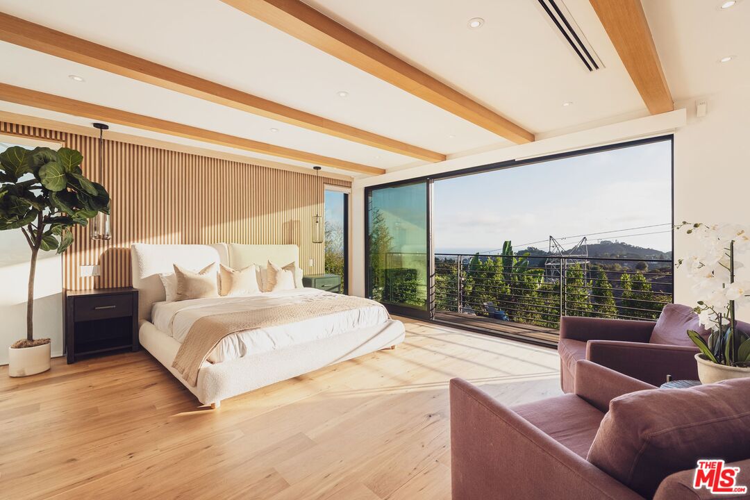 MLS #25601075 image #13