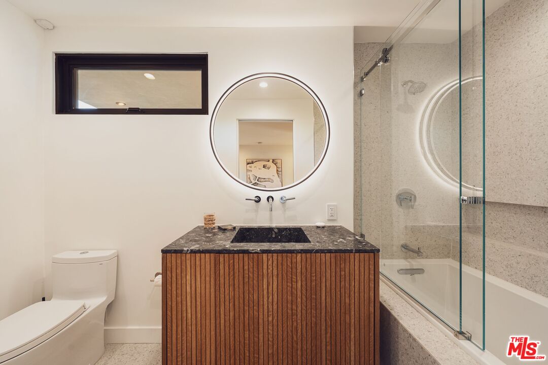 MLS #25601075 image #21